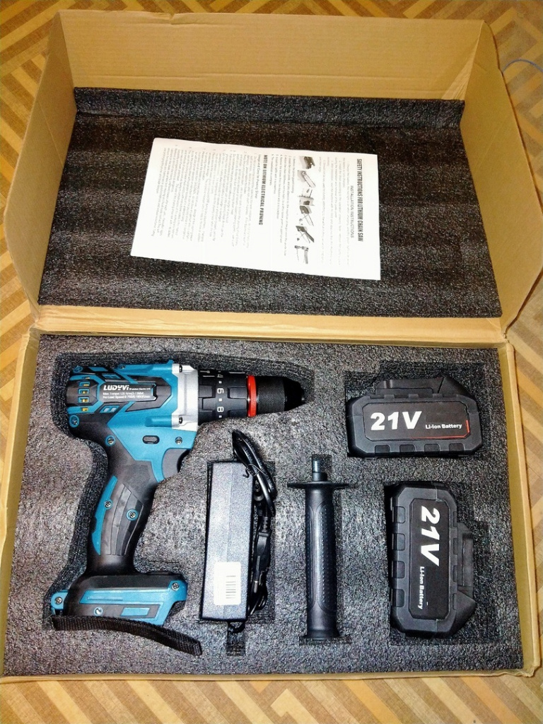 Шуруповерт Ludyvi 180H/m  7,5Ah  21V  2аккум. (коробка)